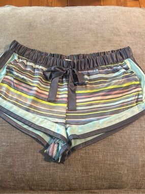 Victoria’s Secret sleep shorts size Medium striped feminine luxury